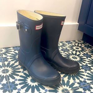 EU38/US W8 Hunter Orig. Short Rain Boot Navy Matte